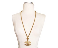 Chanel Vintage Gold Plated Filigree Ball CC Pendant Chain Long Necklace