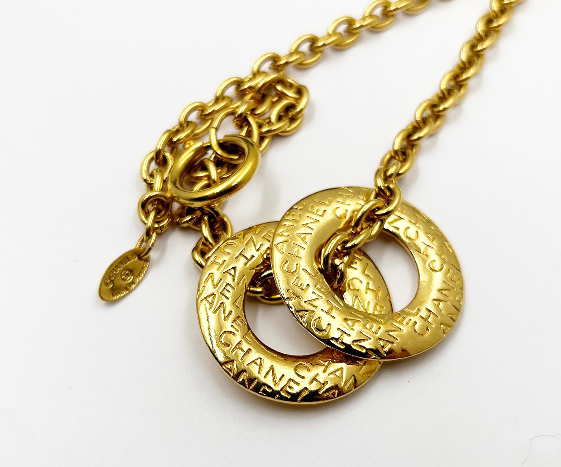 Chanel Vintage Gold Plated Letter Double Ring Necklace  In Excellent Condition For Sale In Pasadena, CA