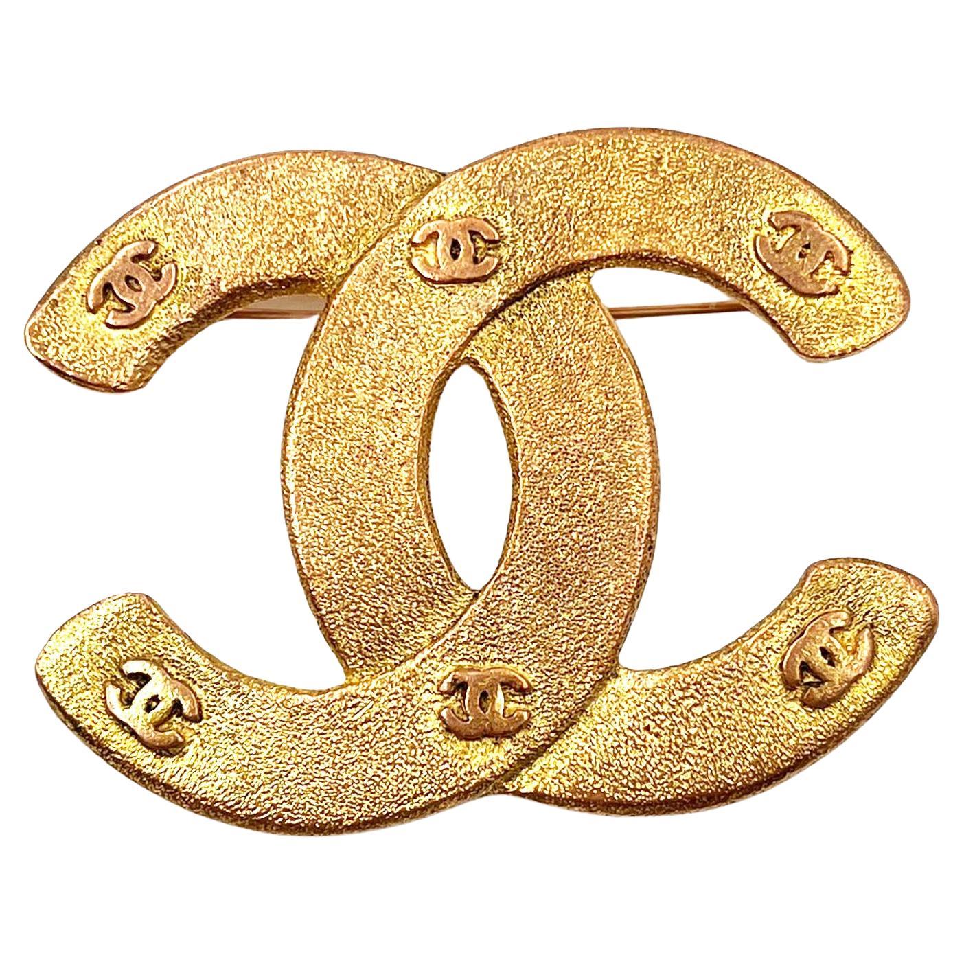 Chanel Vintage Gold Plated Matte CC Mini CC Large Brooch