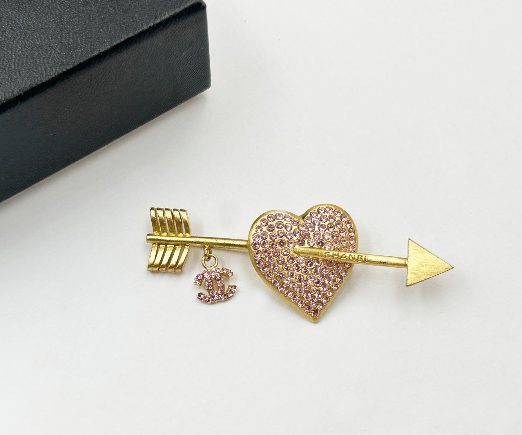 Artisan Chanel Vintage Gold Plated Pink Crystal Heart CC Arrow Brooch