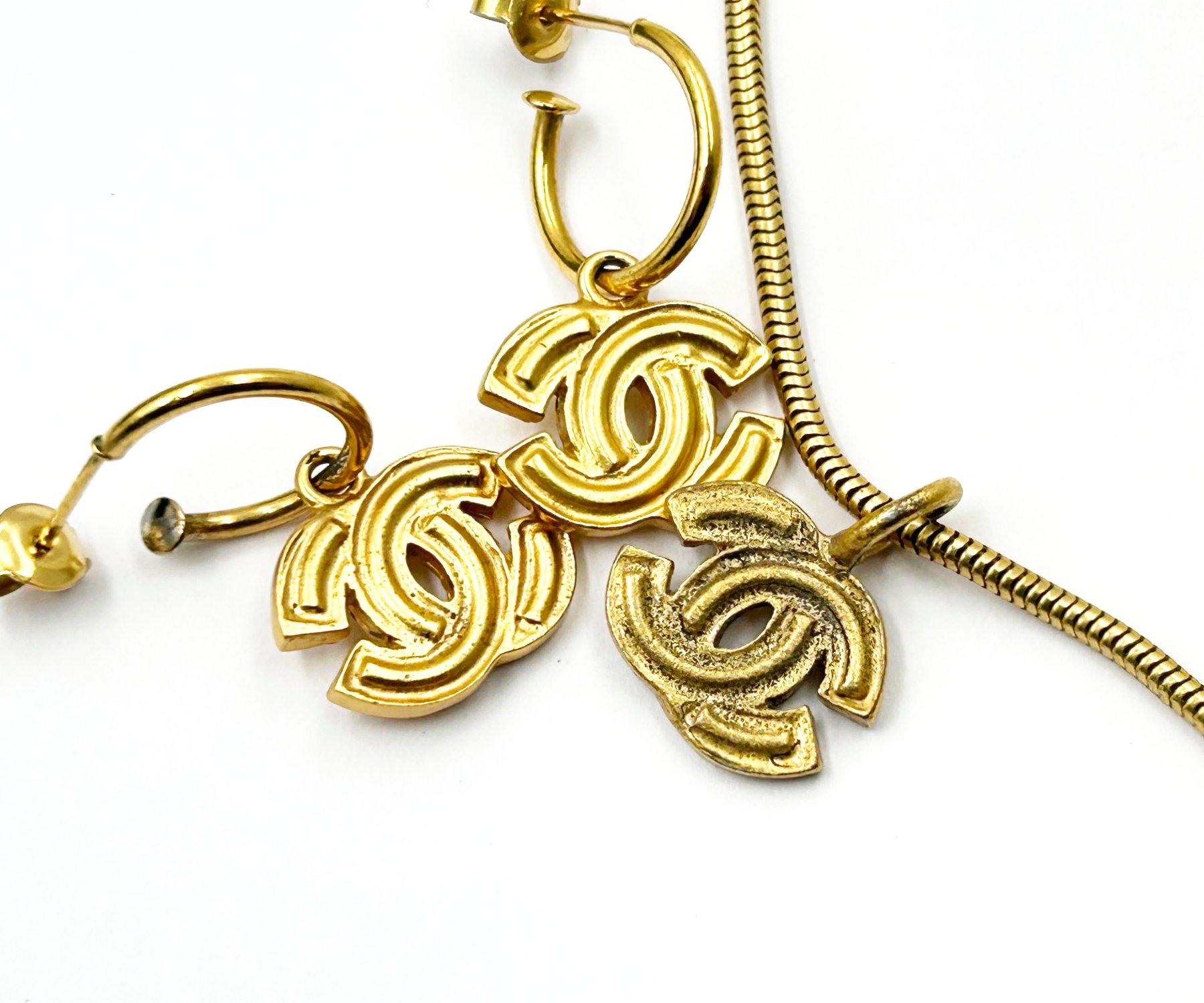 Women's Chanel Vintage Gold Plated Popped CC Earrings Bracelet Set For Sale