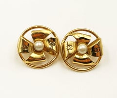 Chanel Vintage Gold Plated Windmill Pearl Clip on Earrings