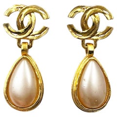 Chanel Vintage Gold PlatedCC Pearl Tear Drop Dangle Clip on Earrings 