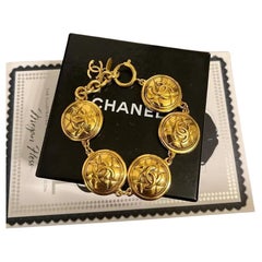 Chanel Vintage Gold Gestepptes Medaillon CC Link-Armband