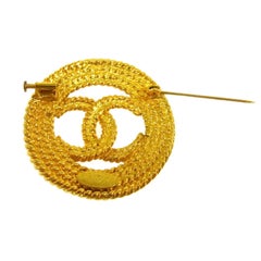 Chanel Vintage Gold Textured CC Logo Charm Button Pin Brooch in Box