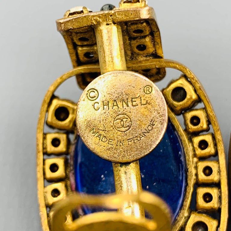 CHANEL Vintage Gold Tone Blue and Green Gem Rhinestones Gripoix Clip On ...