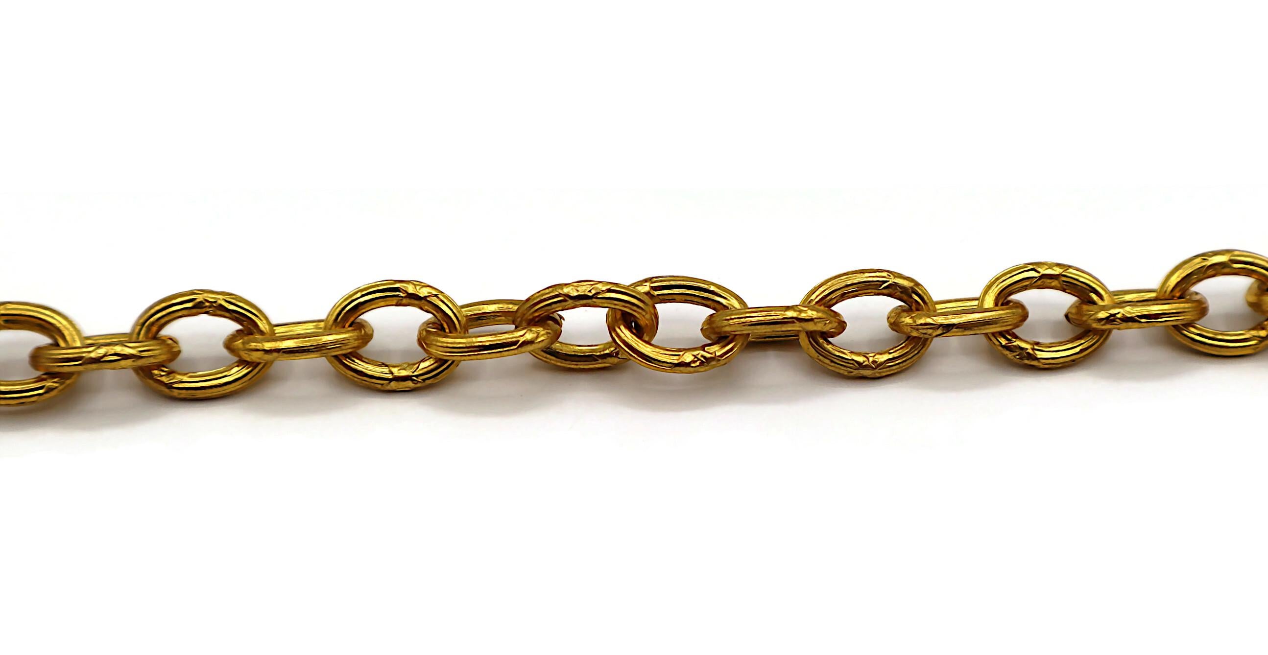 CHANEL Vintage Gold Tone CC Medallion Pendant Sautoir Necklace, 1993 For Sale 2