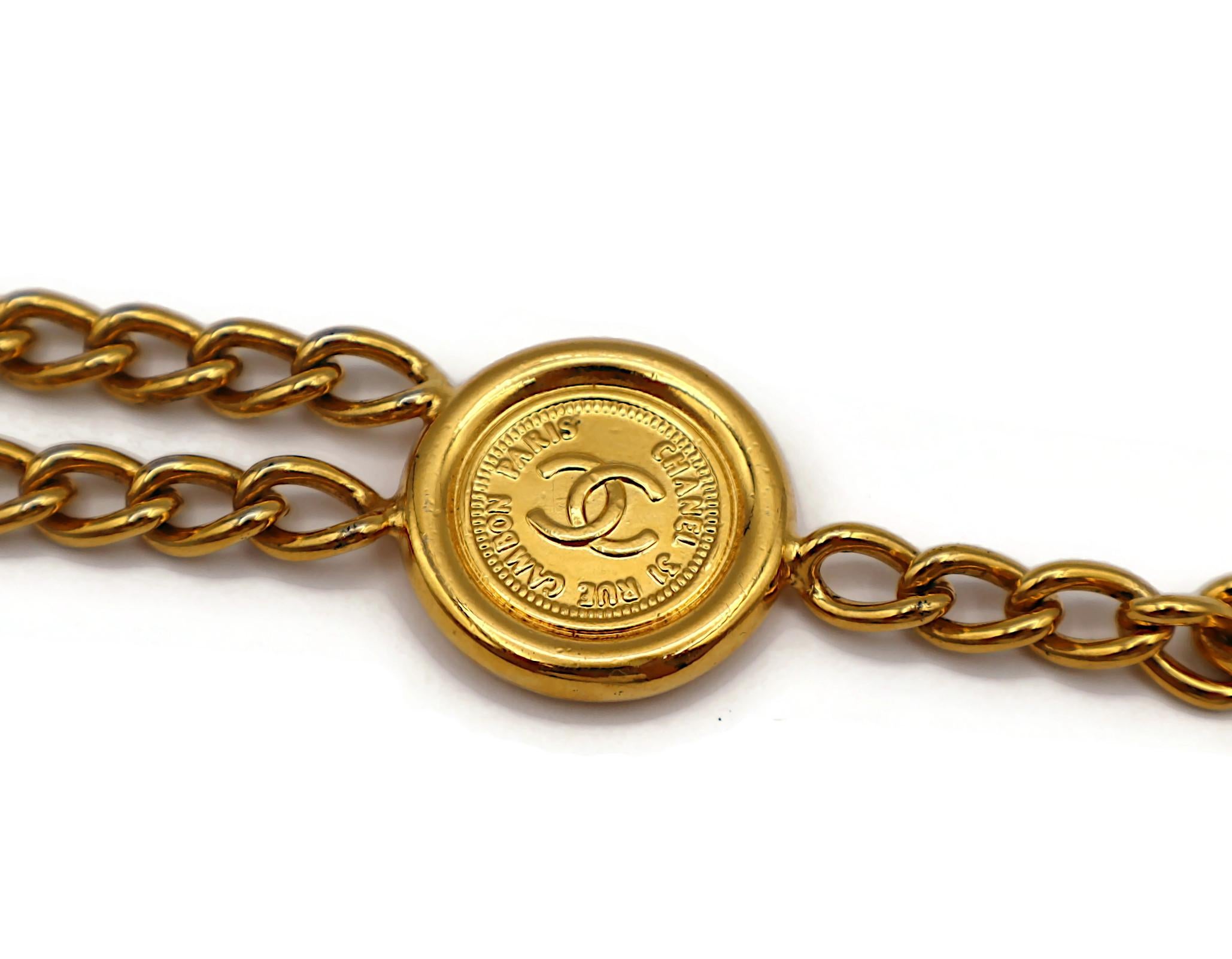 CHANEL Vintage Gold Tone Chain Belt 31 Rue Cambon Paris Coins, 1998 For Sale 10