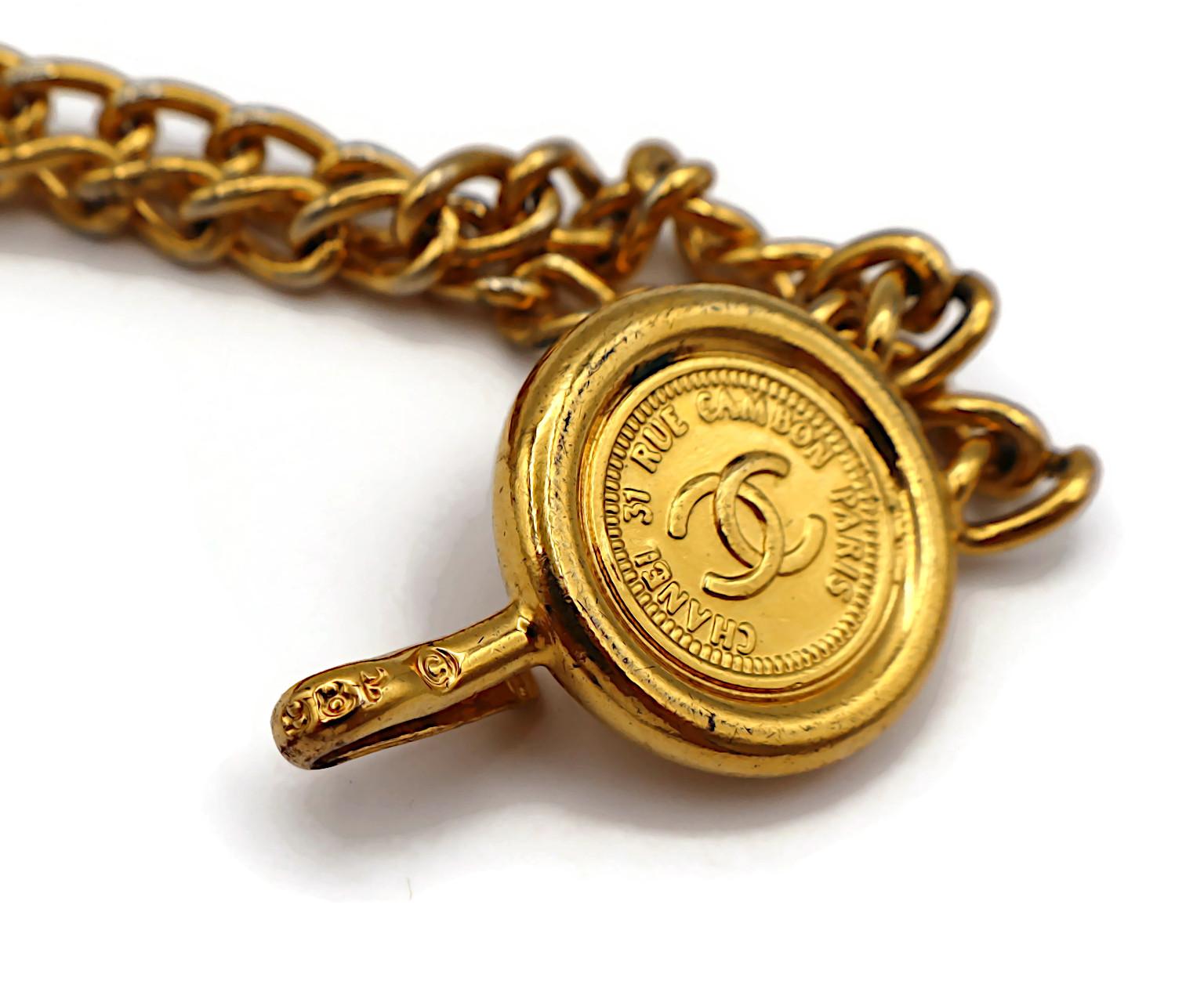 CHANEL Vintage Gold Tone Chain Belt 31 Rue Cambon Paris Coins, 1998 For Sale 16