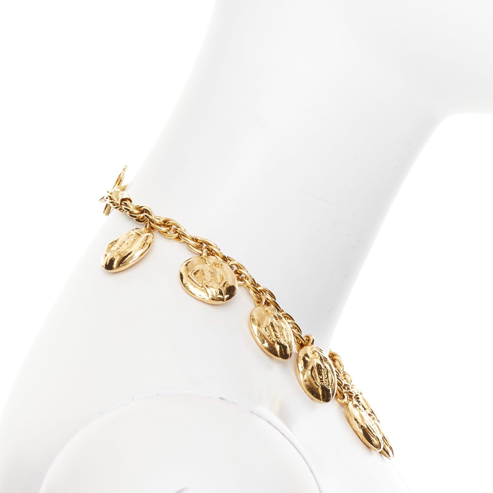 CHANEL Vintage Goldton Coco Mademoiselle Medaillon Kette Prinzessin Halskette Damen im Angebot