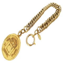 Chanel Vintage Gold-Tone Metal 31 Rue Cambon Paris Round Charm Chain Bracelet