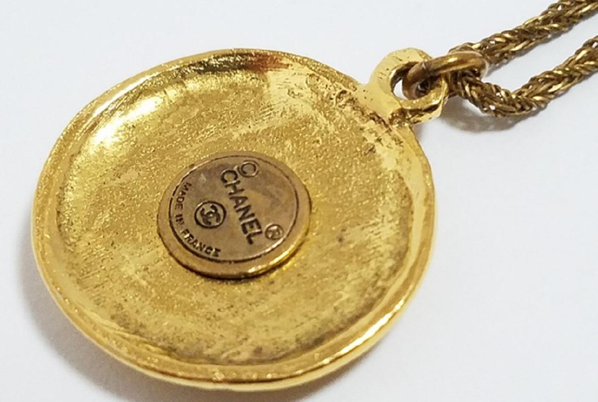 Chanel Vintage Gold-tone Metal CC Coco Mark Coin Top Pendant Necklace 2