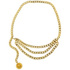 CHANEL Vintage Gold Tone Metal Curb Chain Drop Rue Cambon Medallion Belt