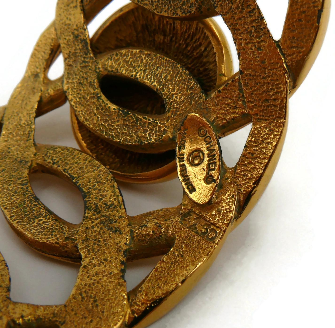 CHANEL Vintage Gold Tone Rigid Chain & CC Medallion Cuff Bracelet For Sale 6