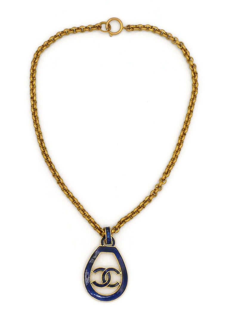 coco chanel gold necklace
