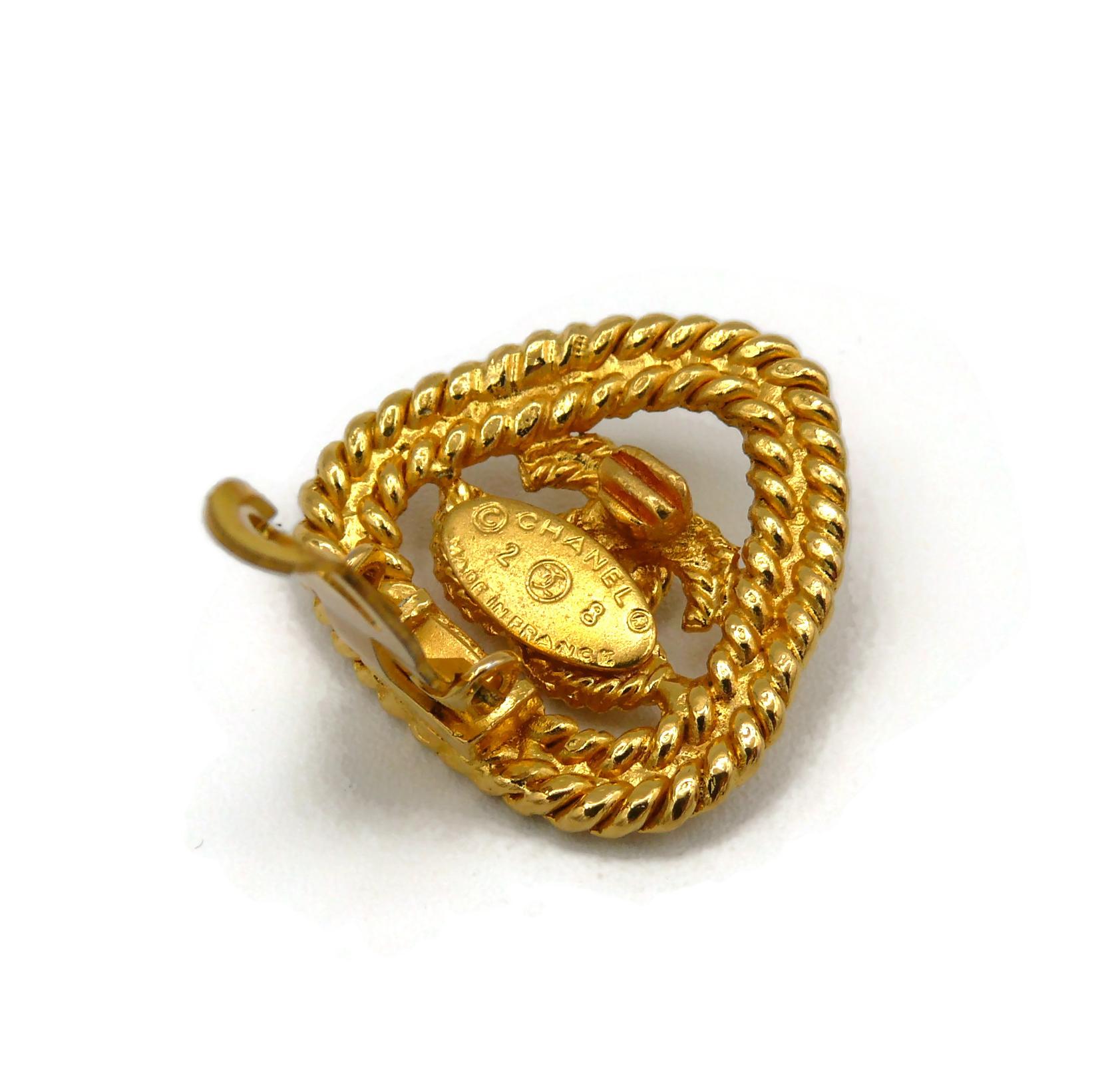 Chanel Vintage Gold Toned Braided CC Clip-On Earrings, 1993 For Sale 5