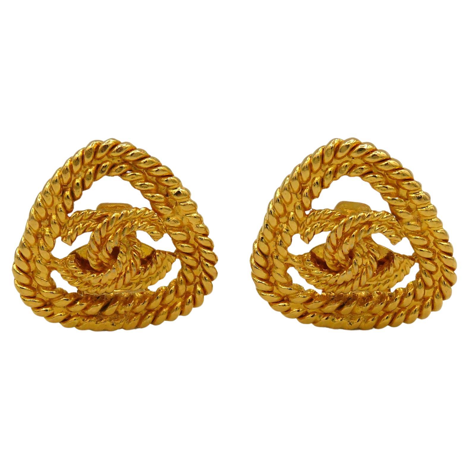 Chanel Vintage Gold Toned Braided CC Clip-On Earrings, 1993 For Sale