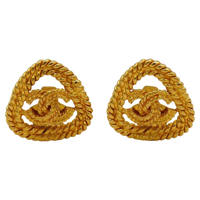Chanel Vintage Gold Toned Braided CC Clip-On Earrings, 1993 For Sale at  1stDibs