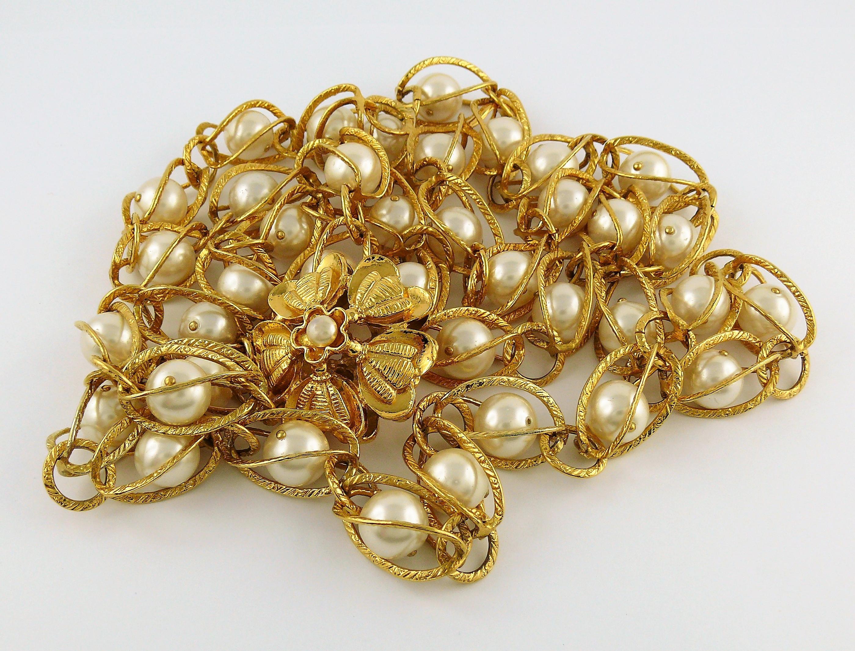 Chanel Vintage Gold Toned Caged Pearl Belt For Sale 3