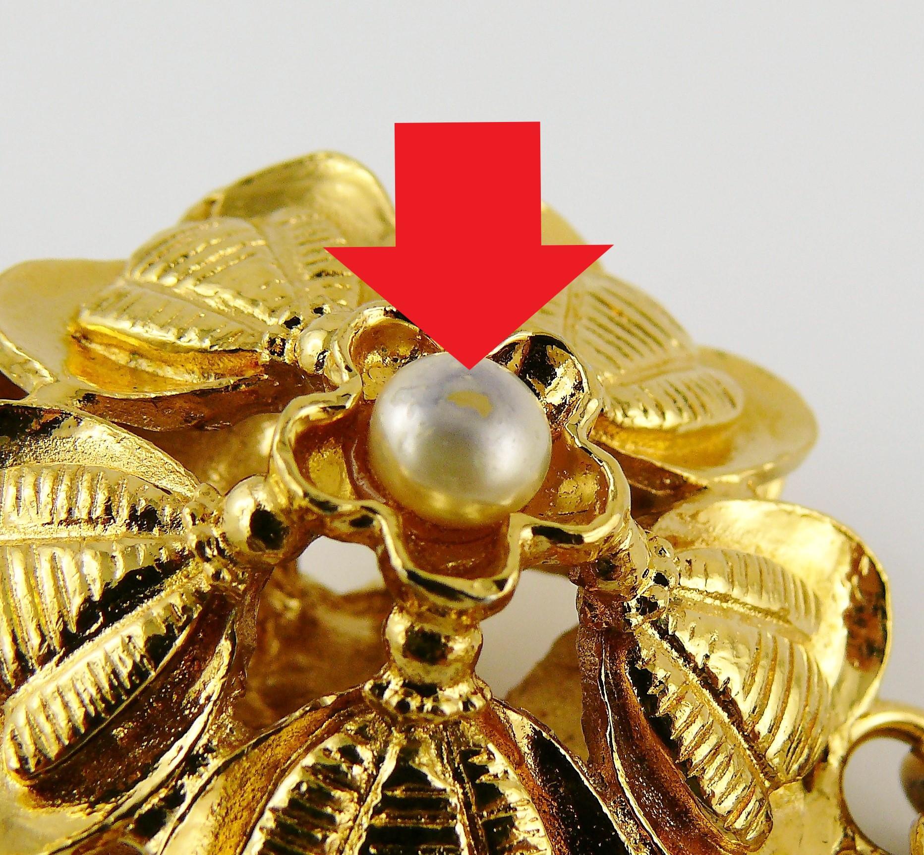 Chanel Vintage Gold Toned Caged Pearl Belt For Sale 6