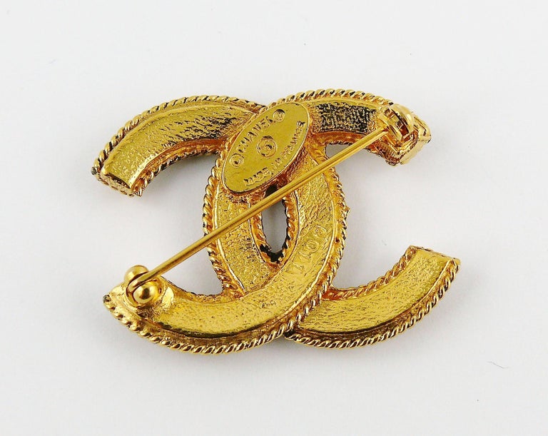 Chanel Vintage Gold Toned CC Brooch at 1stDibs