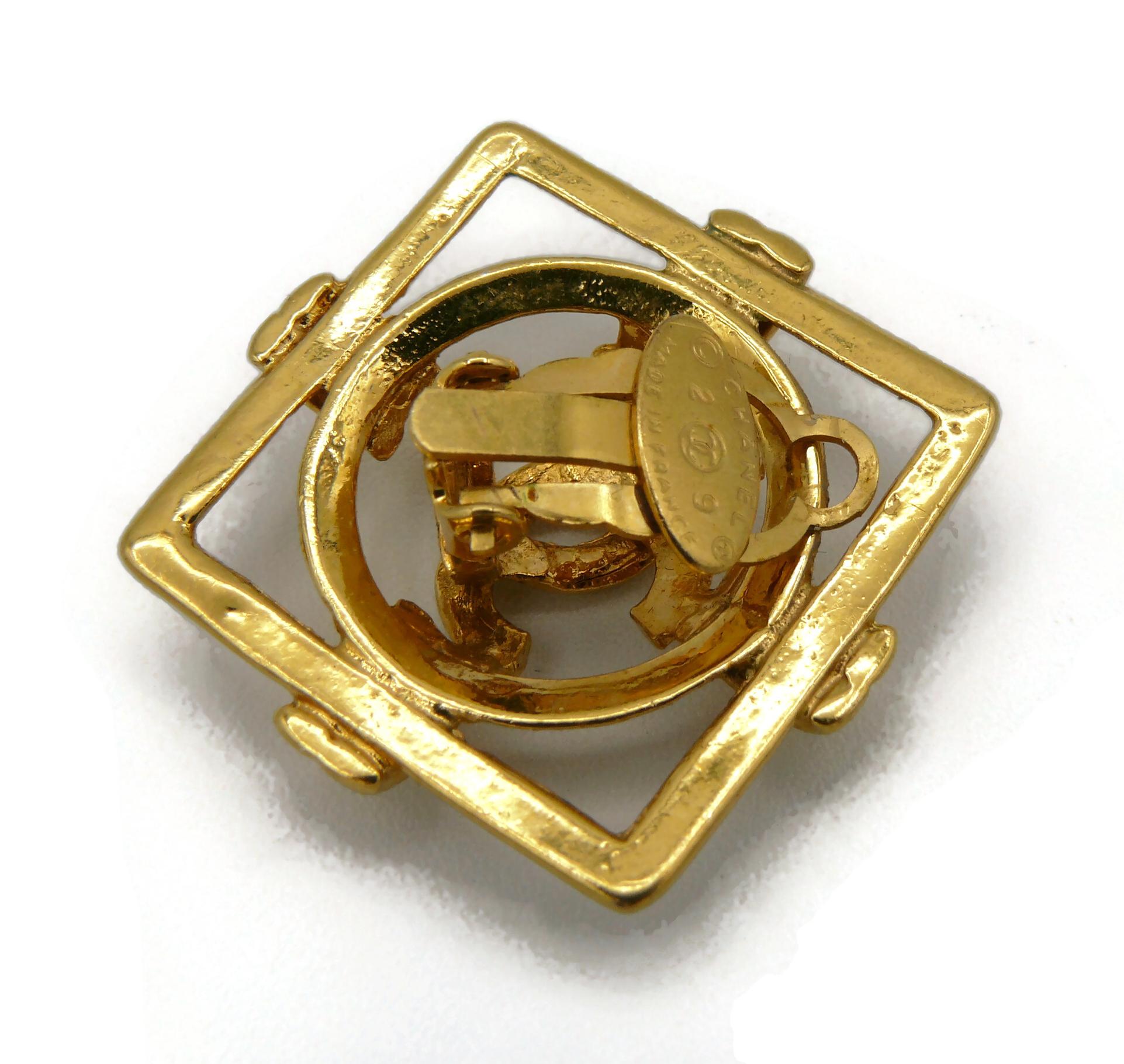 Chanel Vintage Gold Toned CC Clip-On Earrings, 1994 For Sale 3