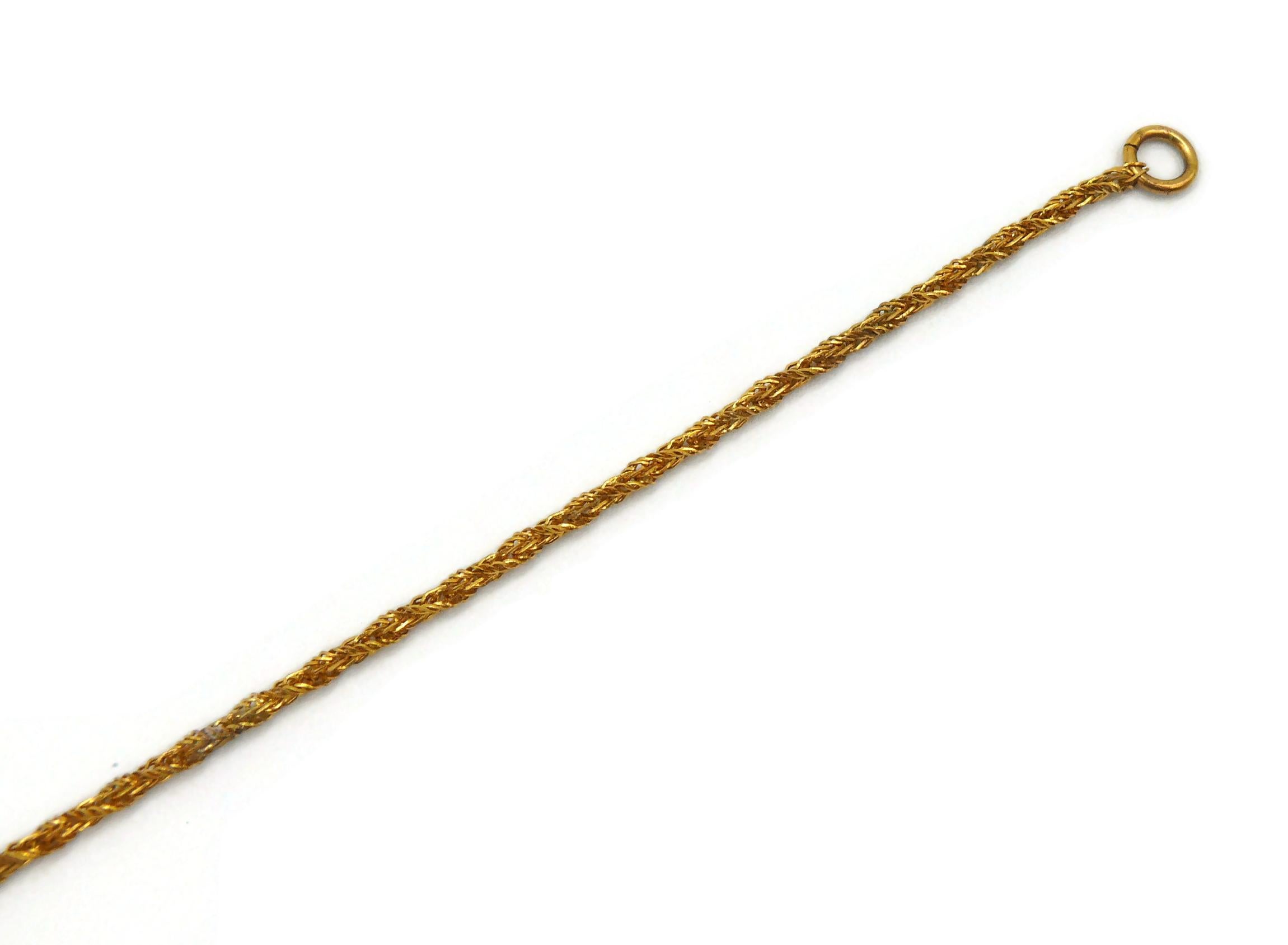 CHANEL Vintage CC Medaillon-Anhänger-Halskette im Angebot 6