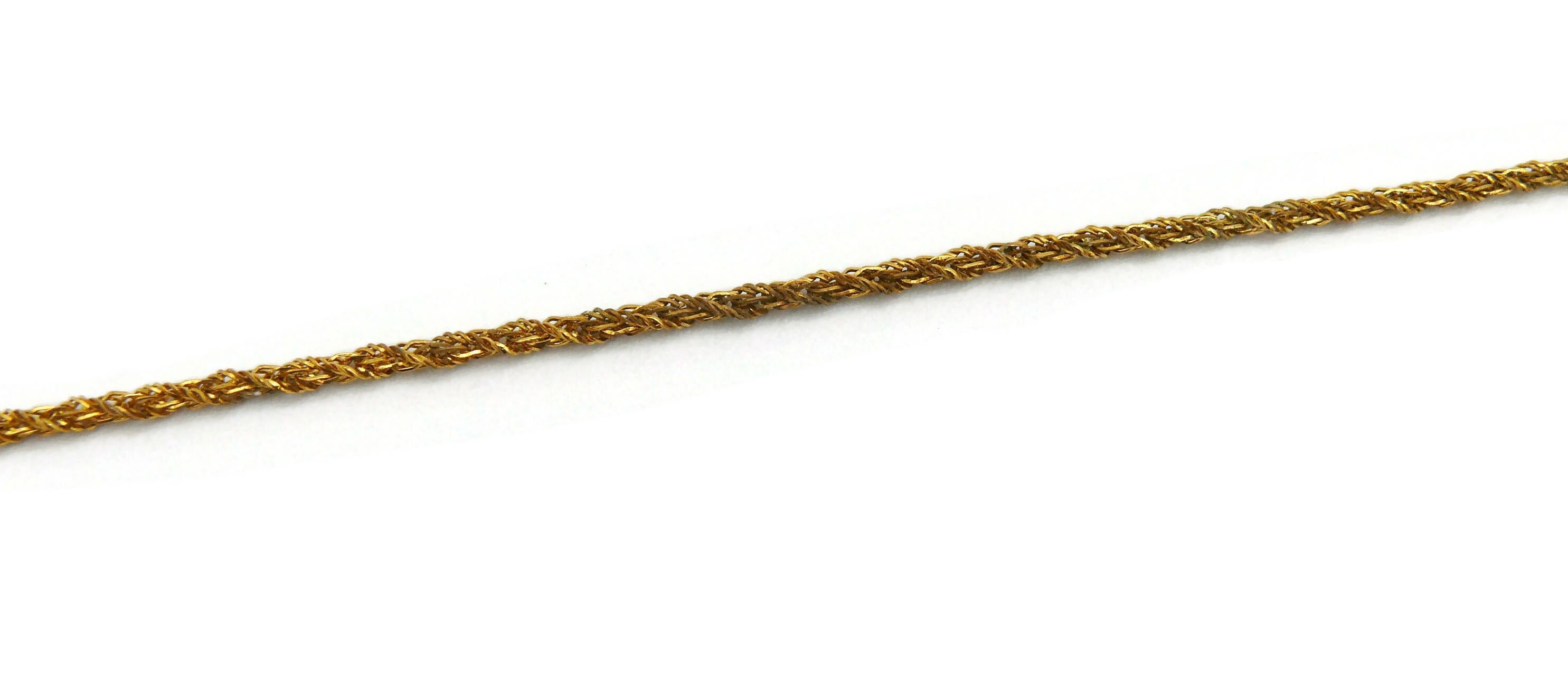 CHANEL Vintage CC Medaillon-Anhänger-Halskette im Angebot 1