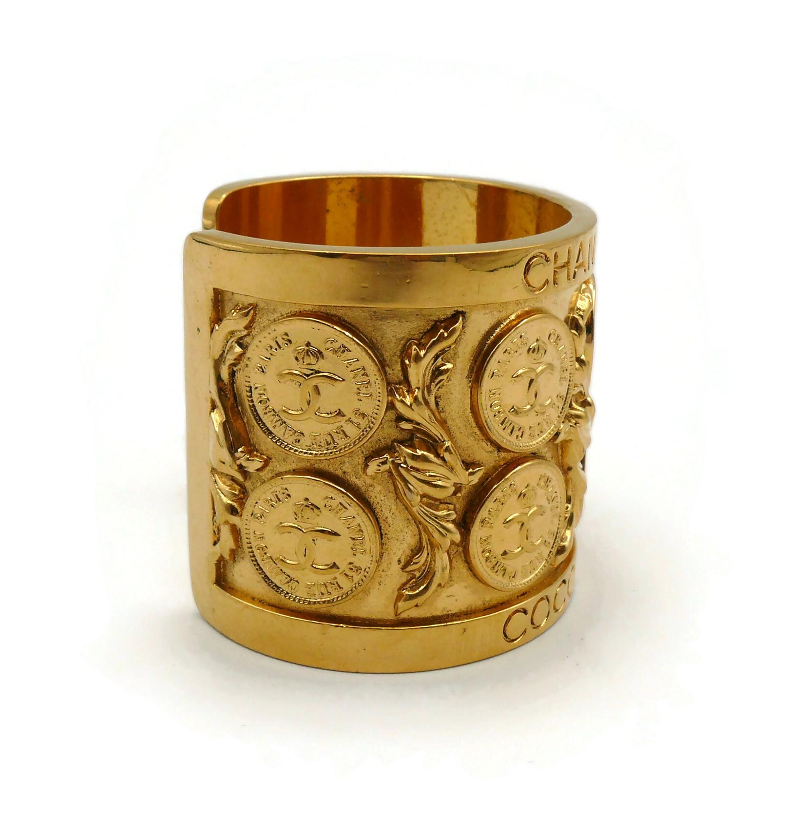 CHANEL Vintage Coin Stamp Cuff Bracelet, 1988 In Good Condition For Sale In Nice, FR