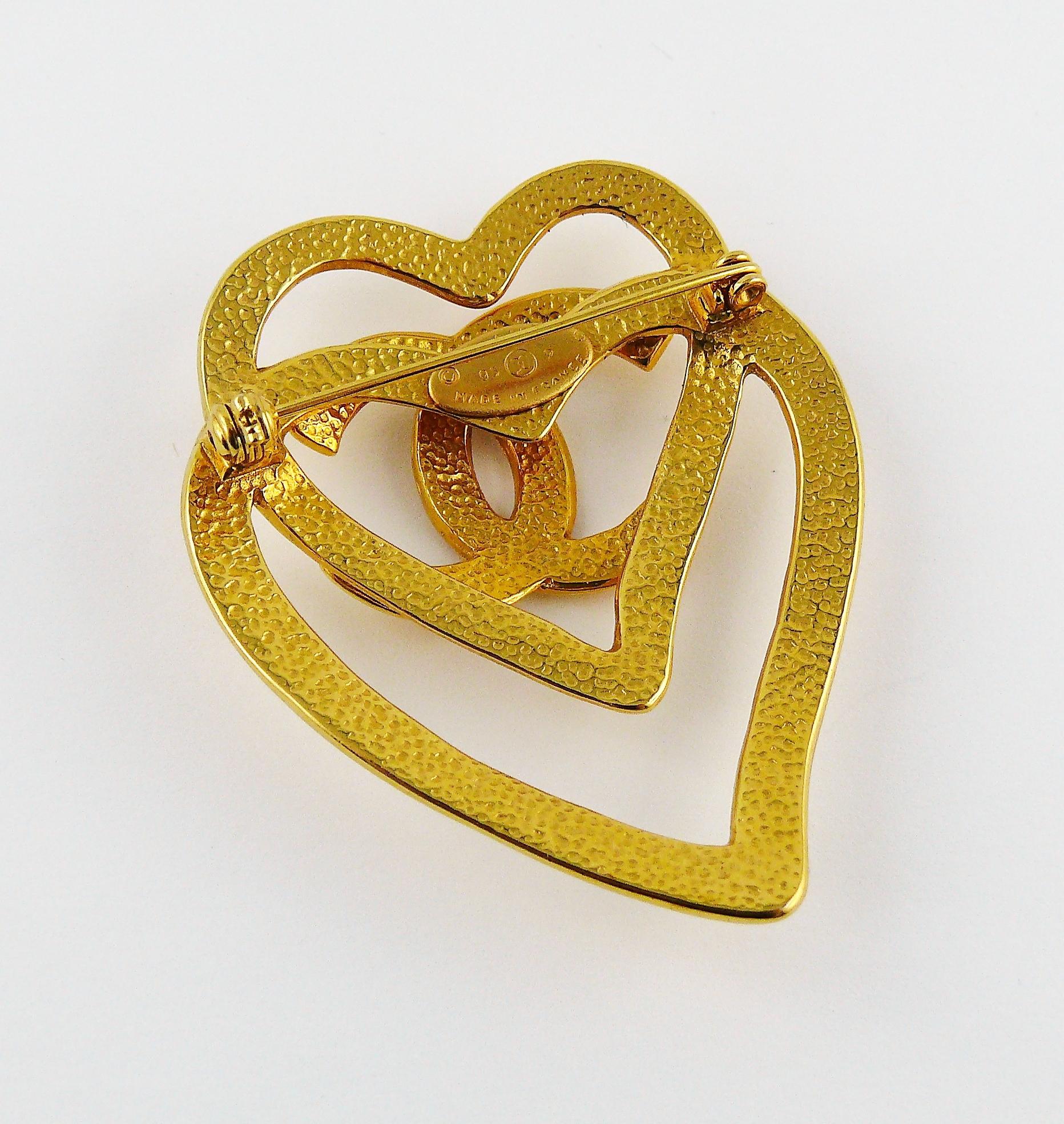 Chanel Vintage Gold Toned Double Heart CC Brooch 1