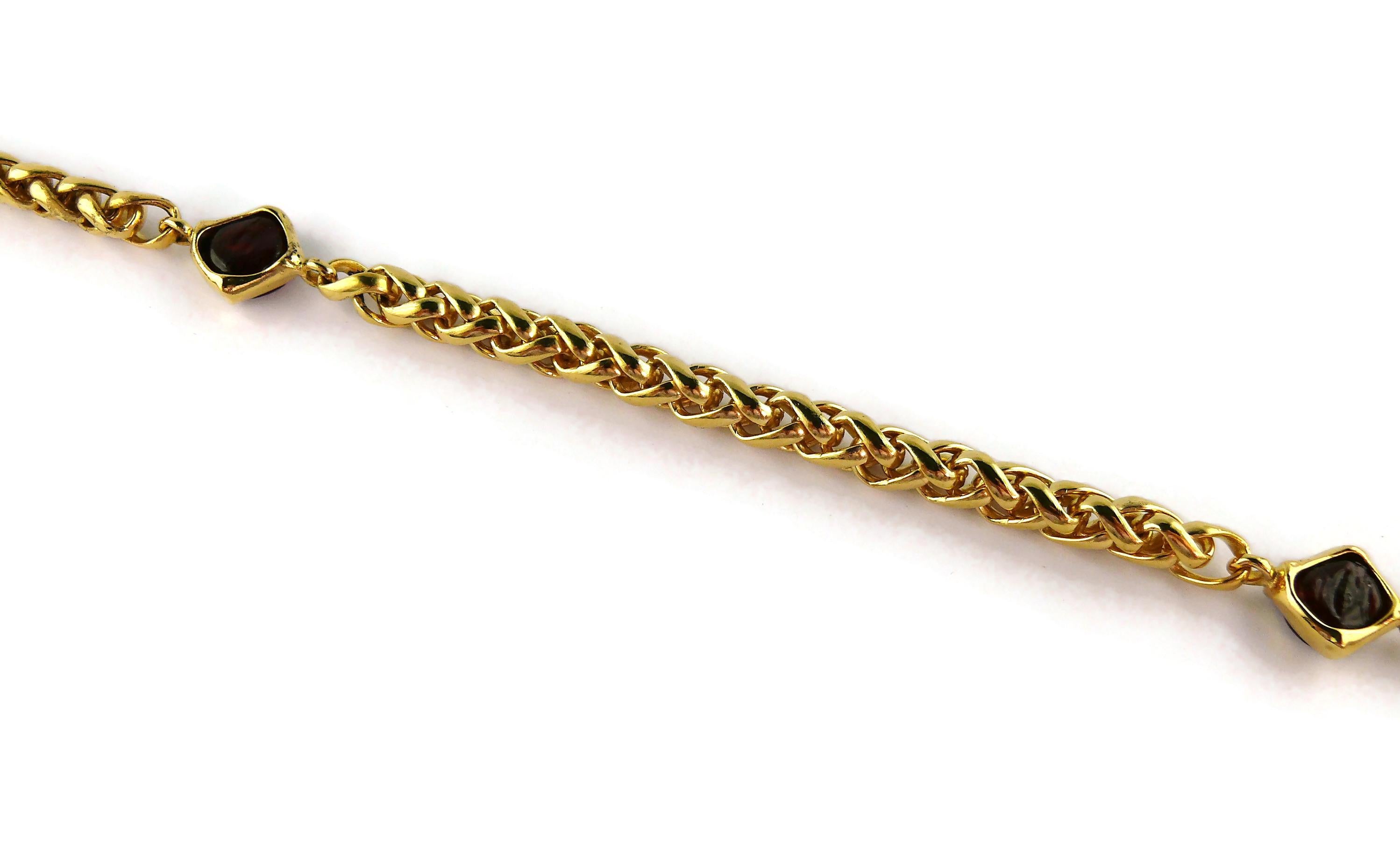 Chanel Collier vintage Gripoix avec chaîne en forme de palmier en or et cabochons de verre rouge en vente 5