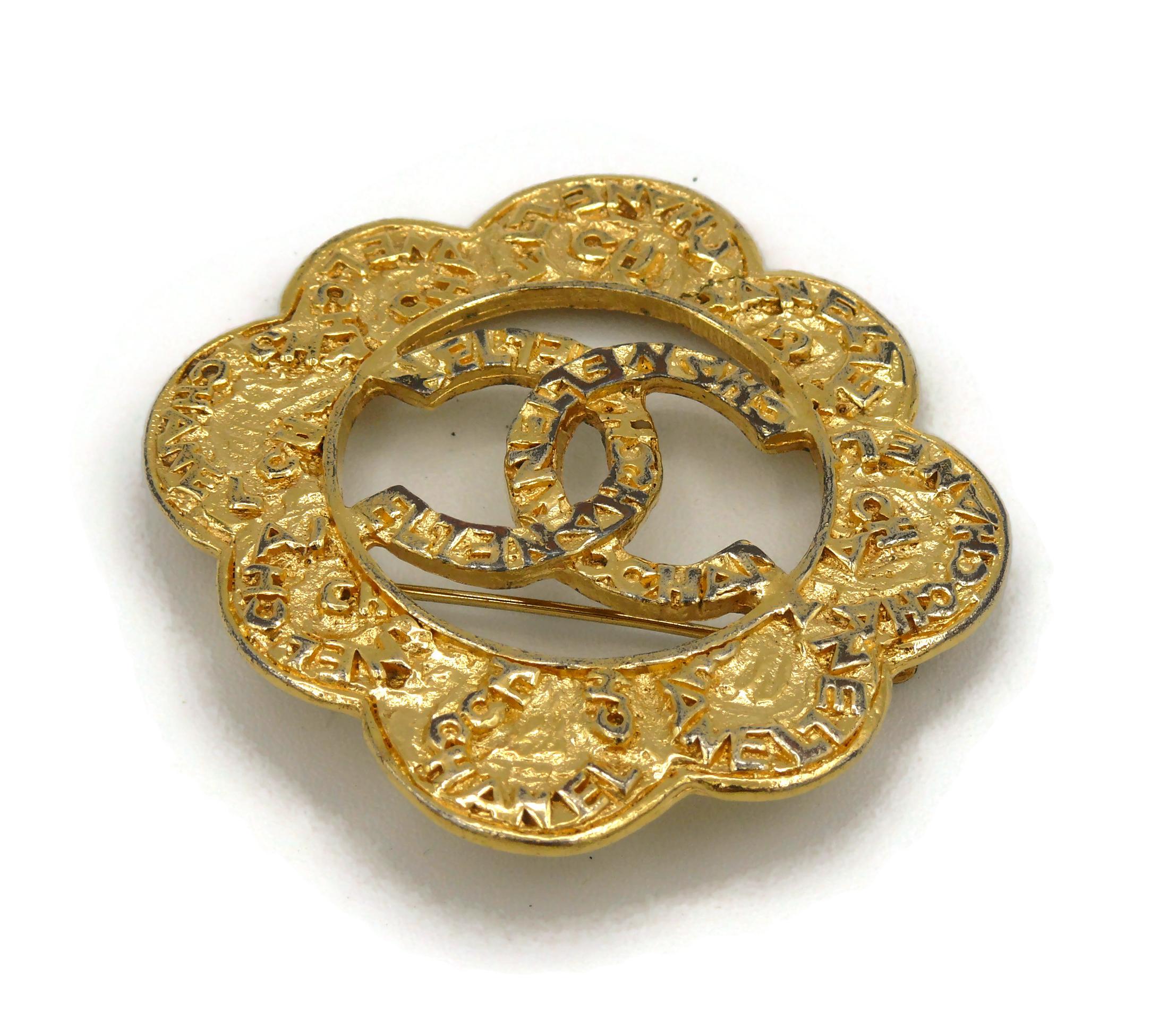 Chanel Vintage Gold Toned Polylobe CC Logo Brooch, Fall 1995 For Sale 3