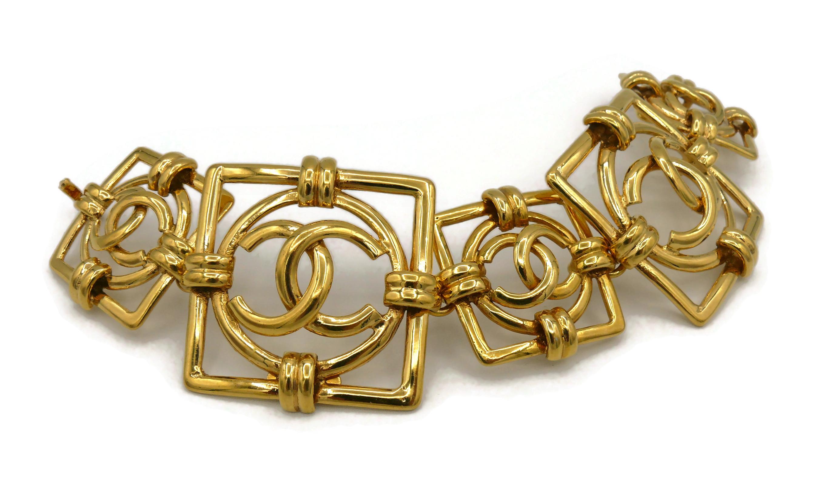 Women's Chanel Vintage Gold Toned Square Links Logo CC Bracelet, 1994 For Sale