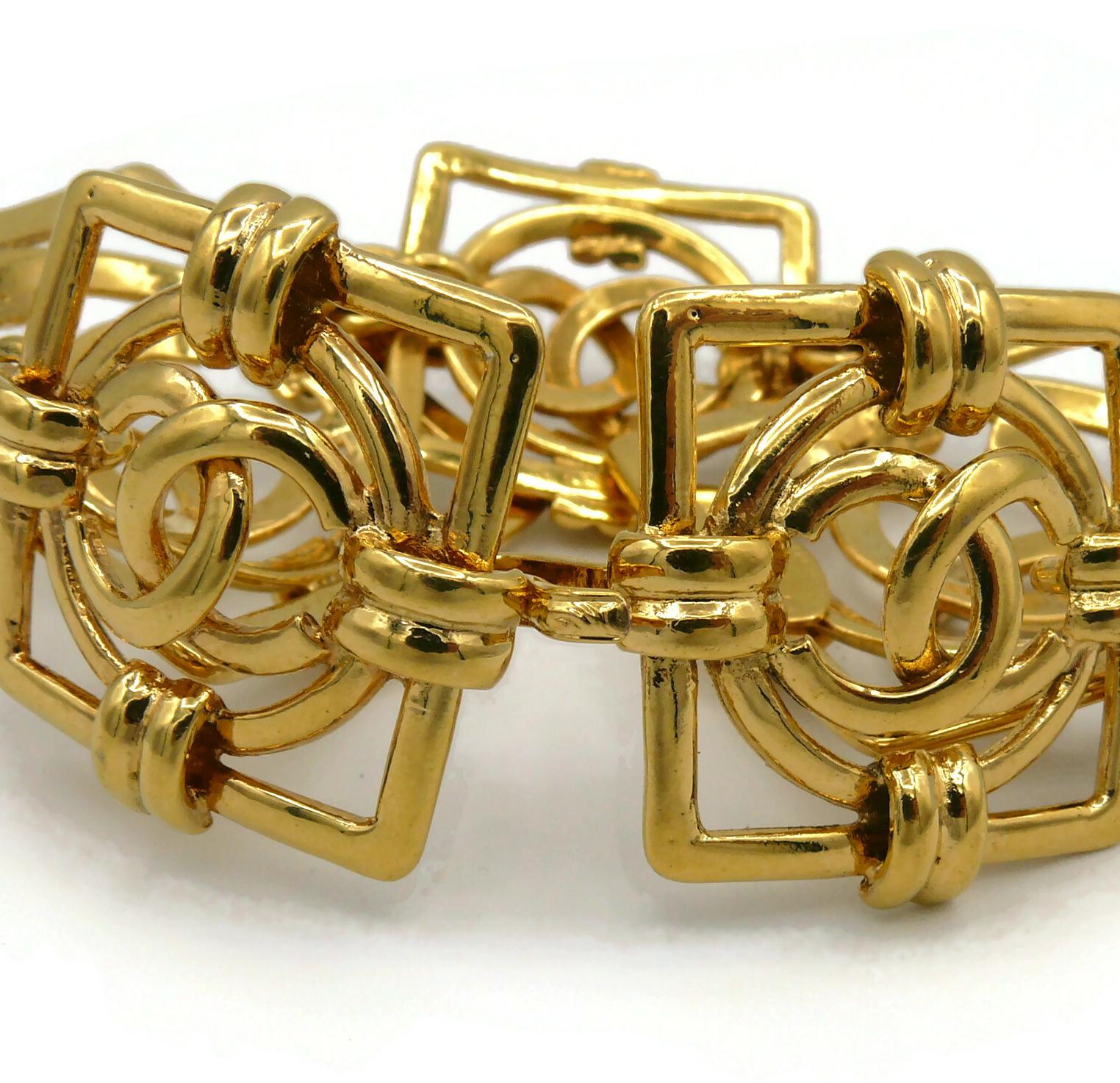 Chanel Vintage Gold Toned Square Links Logo CC Bracelet, 1994 For Sale 4