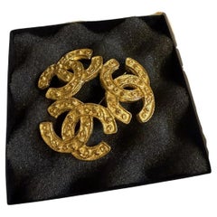 CHANEL Vintage Gold Triple CC Textured Brooch CHANEL Vintage Gold Triple CC Textured Brooch