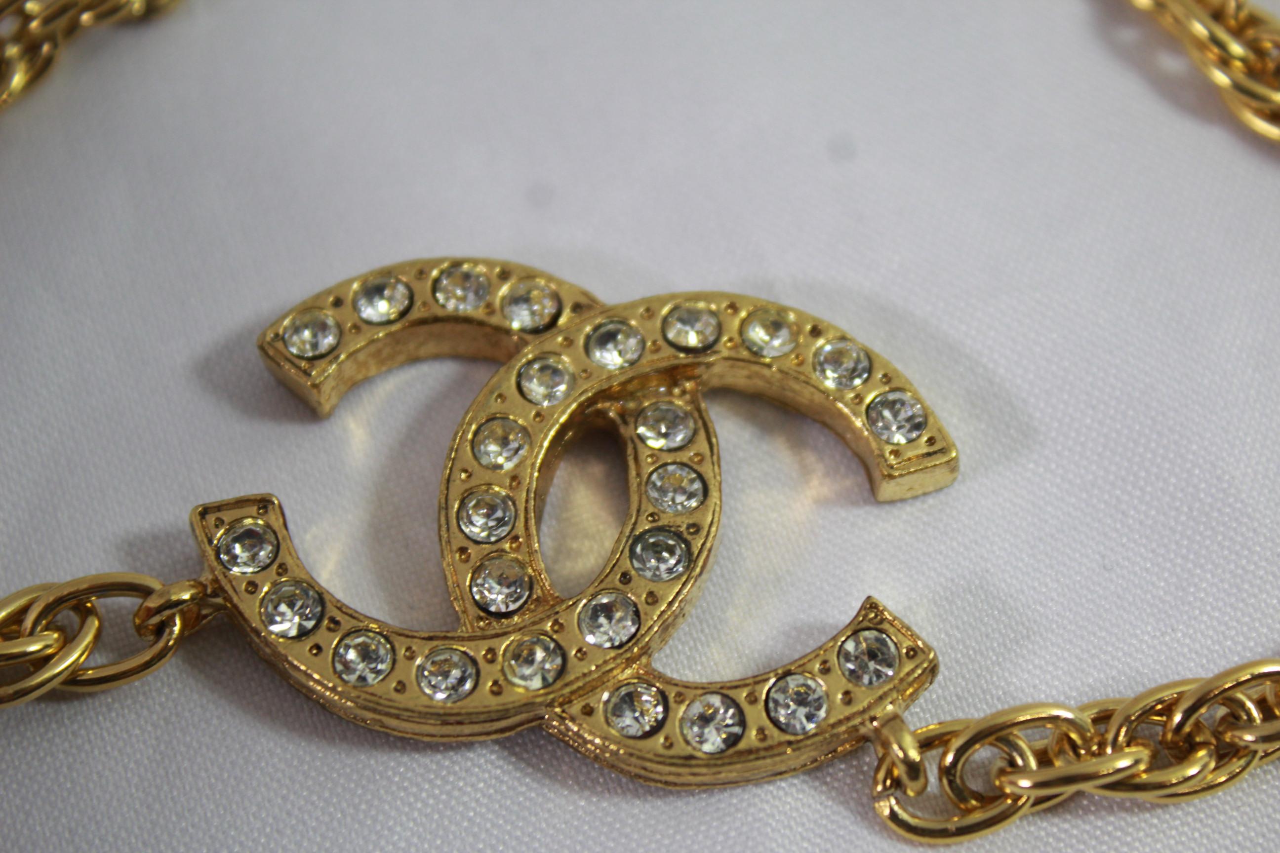 Chanel Vintage Golden metal Double C Short Necklace with Crystals  1