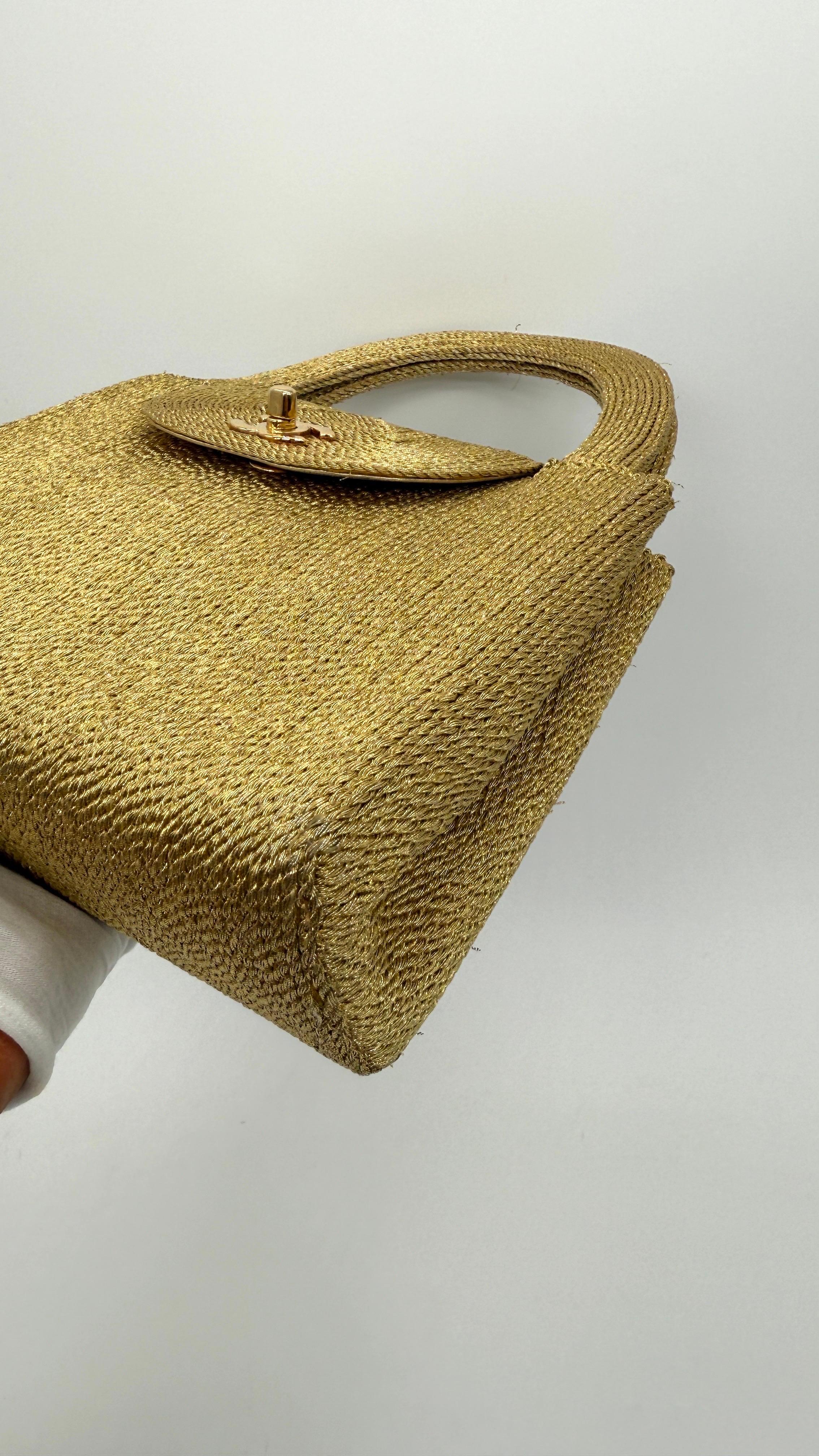 Women's Chanel Vintage Golden Woven Kelly – Small Size (23cm) For Sale