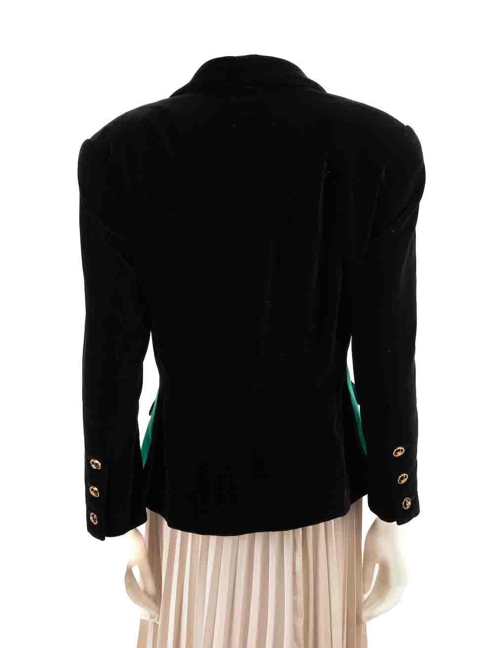 Chanel Vintage Green Velvet Pocket Detailed Blazer Size XXL In Good Condition For Sale In London, GB