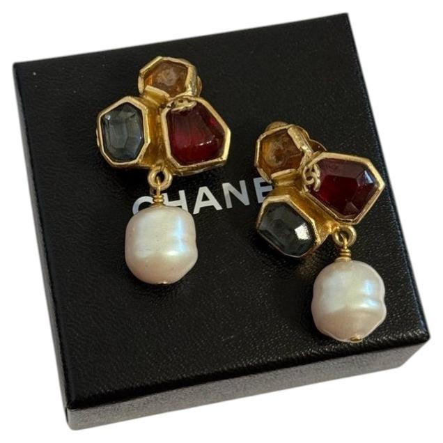 CHANEL Vintage Gripoix CC Pearl Dangle Clip On Earrings