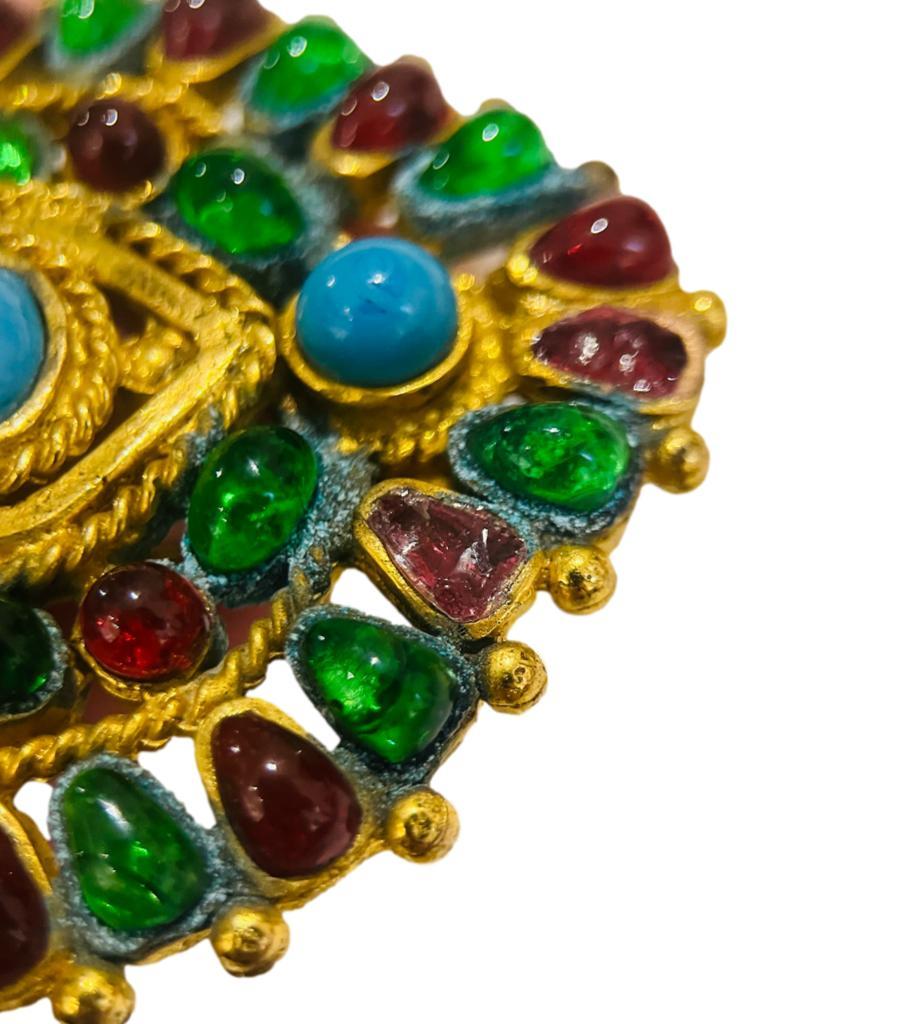 Chanel Vintage Gripoix Mughal Brooch In Good Condition For Sale In London, GB