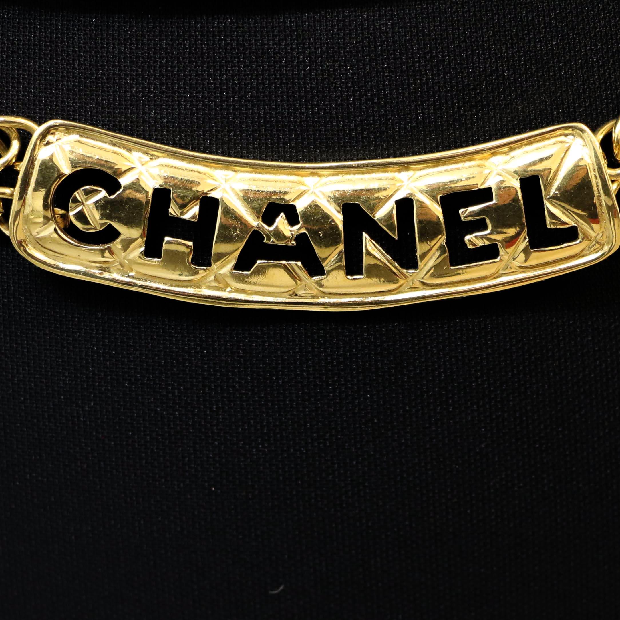 Beige CHANEL Vintage Guilded Chain Belt For Sale