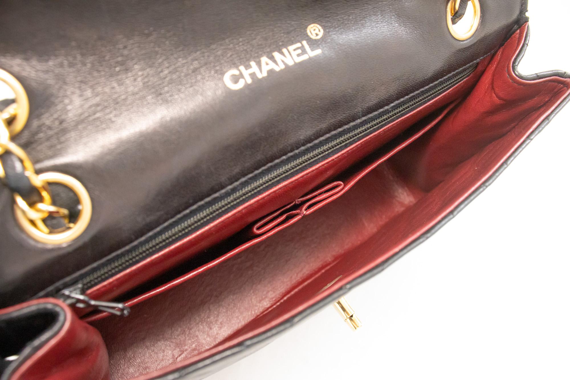 CHANEL Vintage Half Moon Chain Shoulder Bag Single Flap Quilted For Sale 4