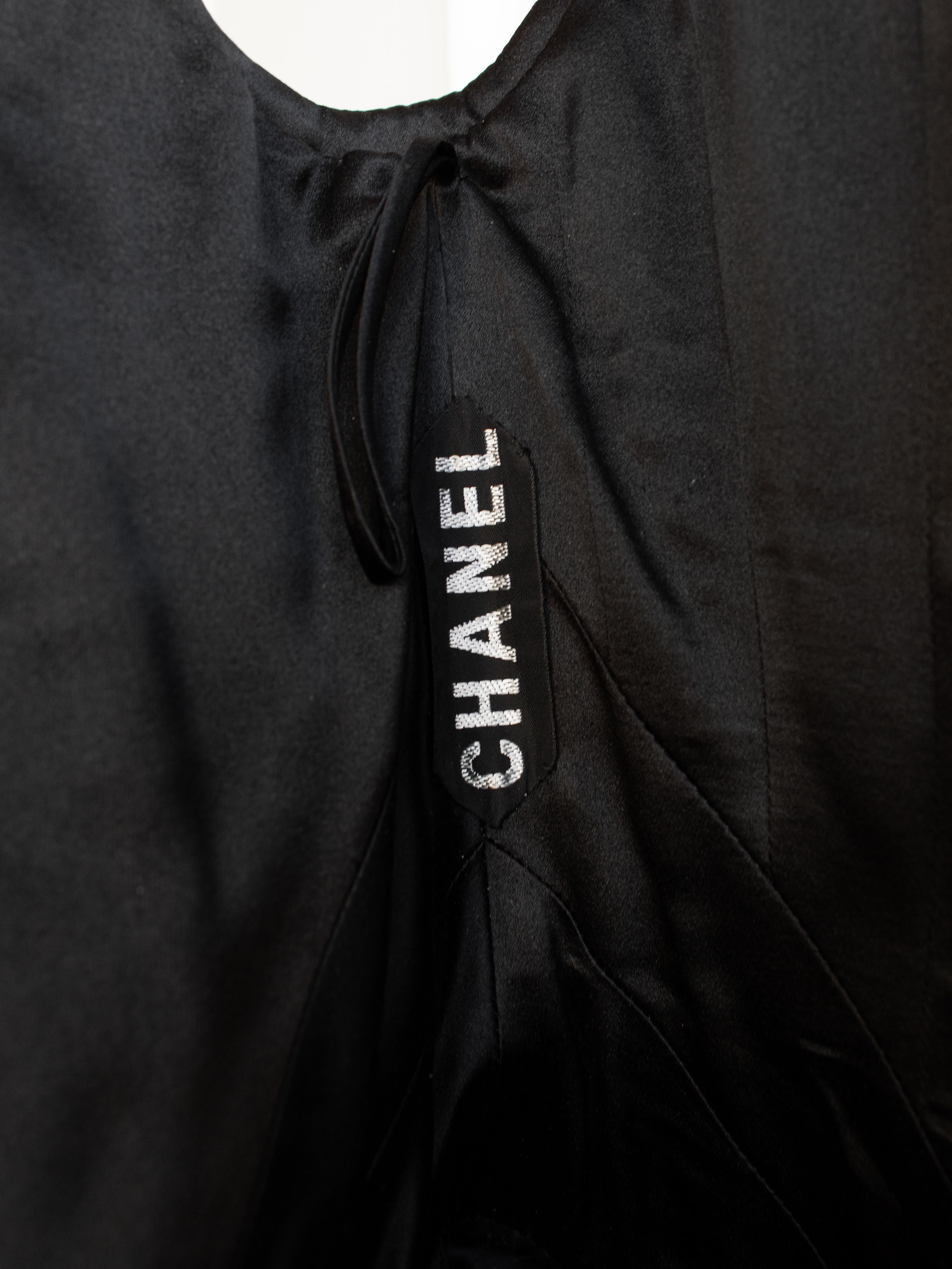 Chanel Vintage Haute Couture Herbst/Winter 1992 Schwarzes Satin-Korsettkleid mit Korsett 10