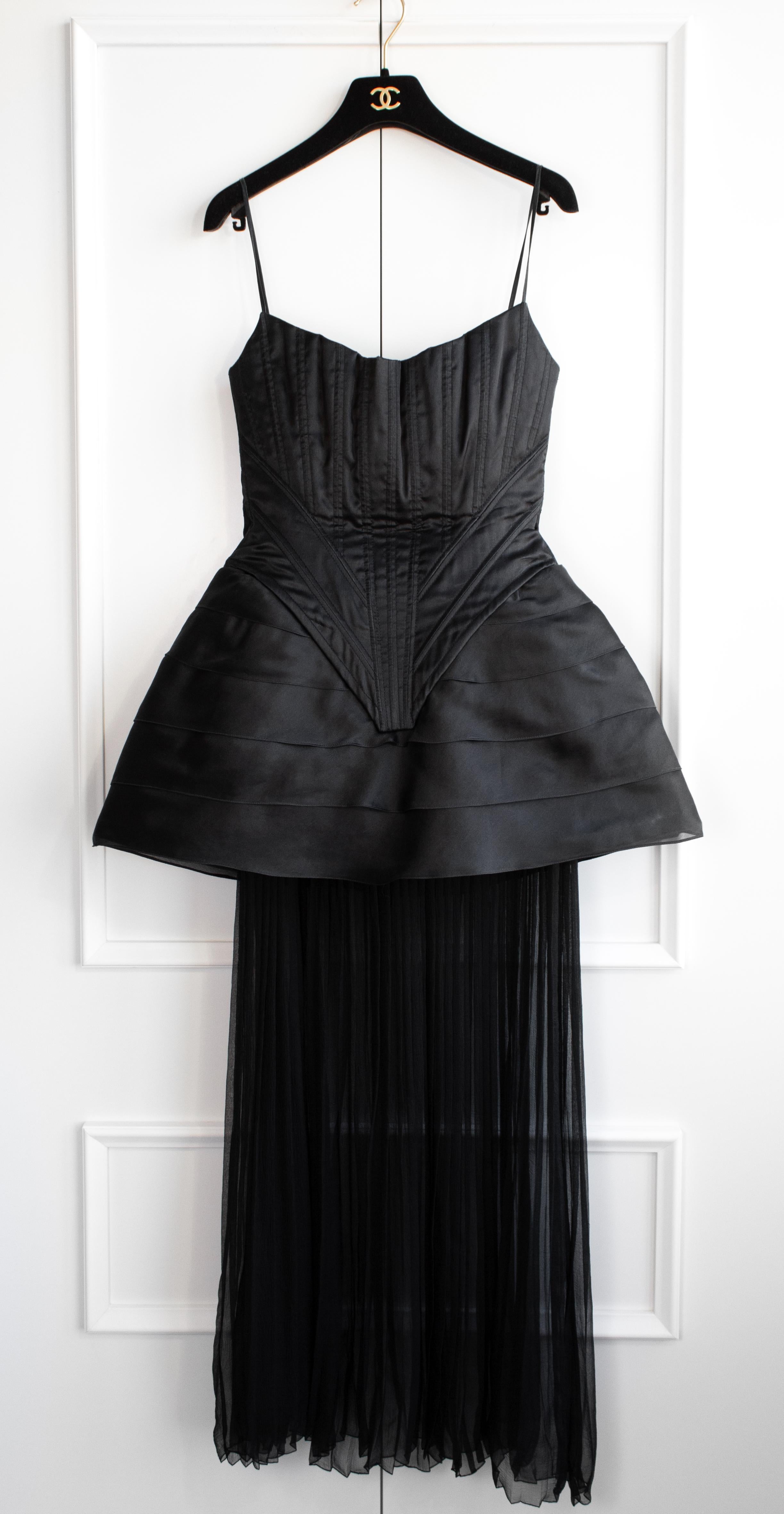 Chanel Vintage Haute Couture Fall/Winter 1992 Black Satin Corset Gown Dress For Sale 1