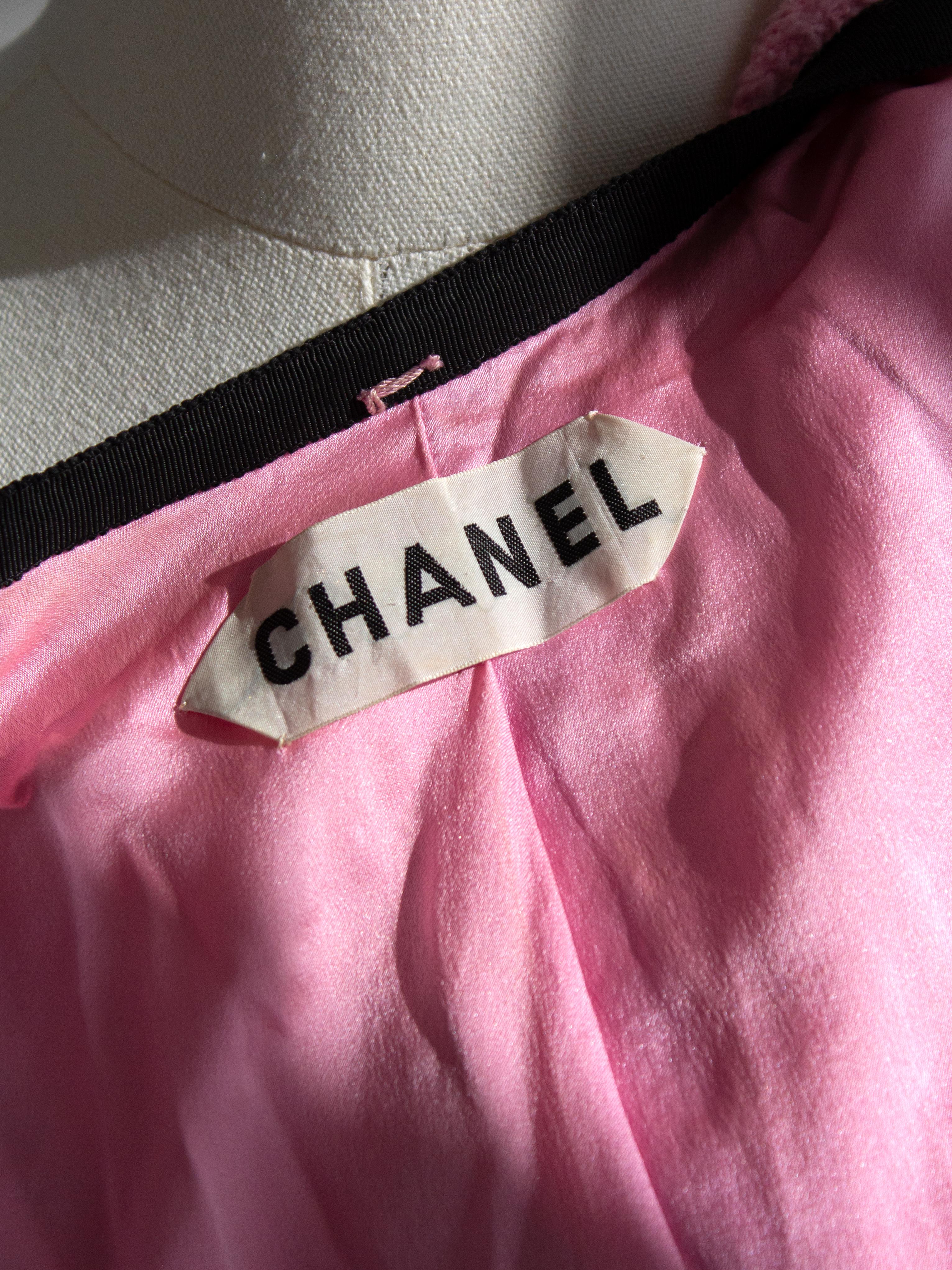 Chanel Vintage Haute Couture S/S 1991 Pink Black Tweed CC Jacket 8