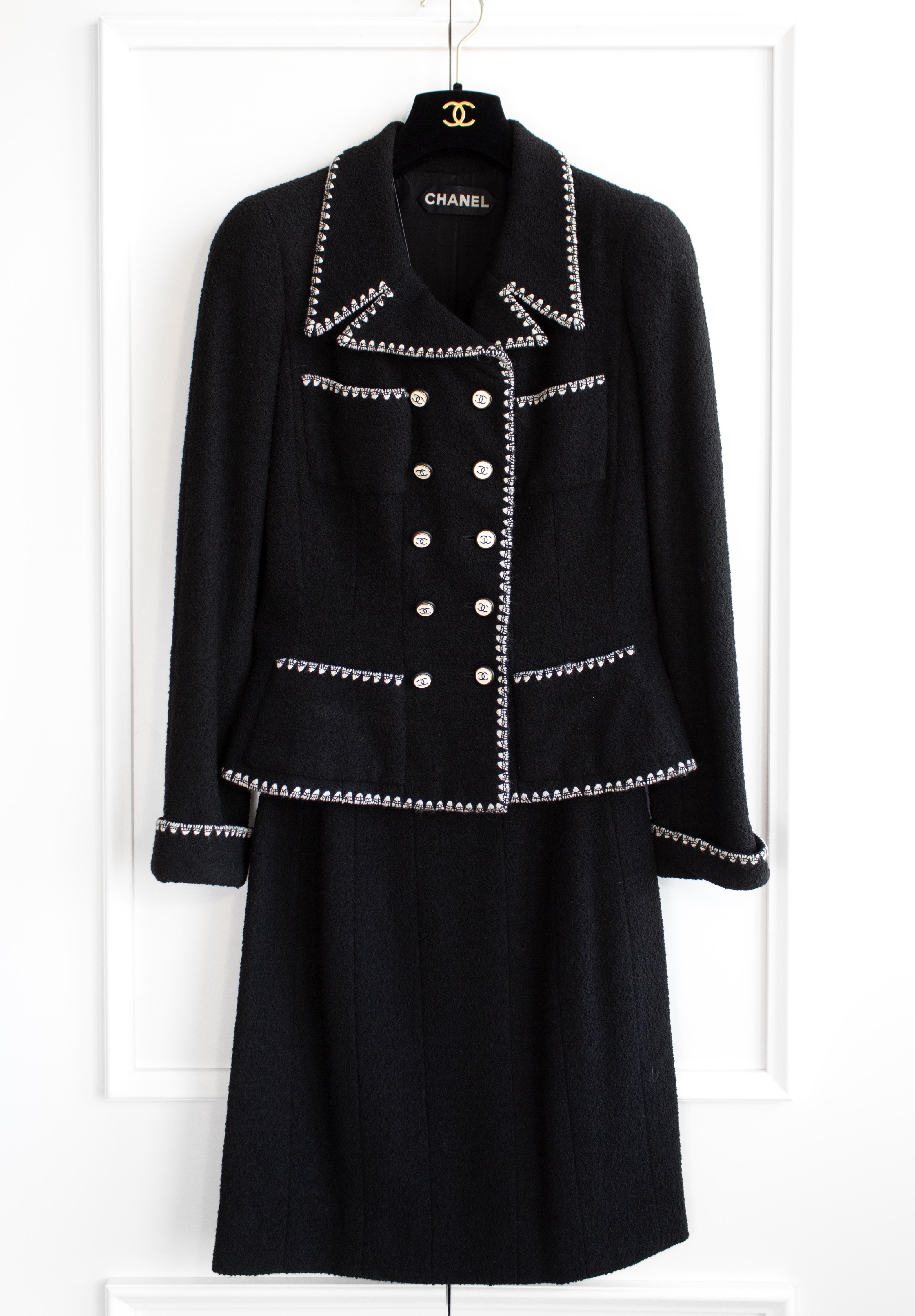 Chanel Vintage Haute Couture F/S 1995 Schwarz Weiß CC Tweed Jacke Rock Anzug 2