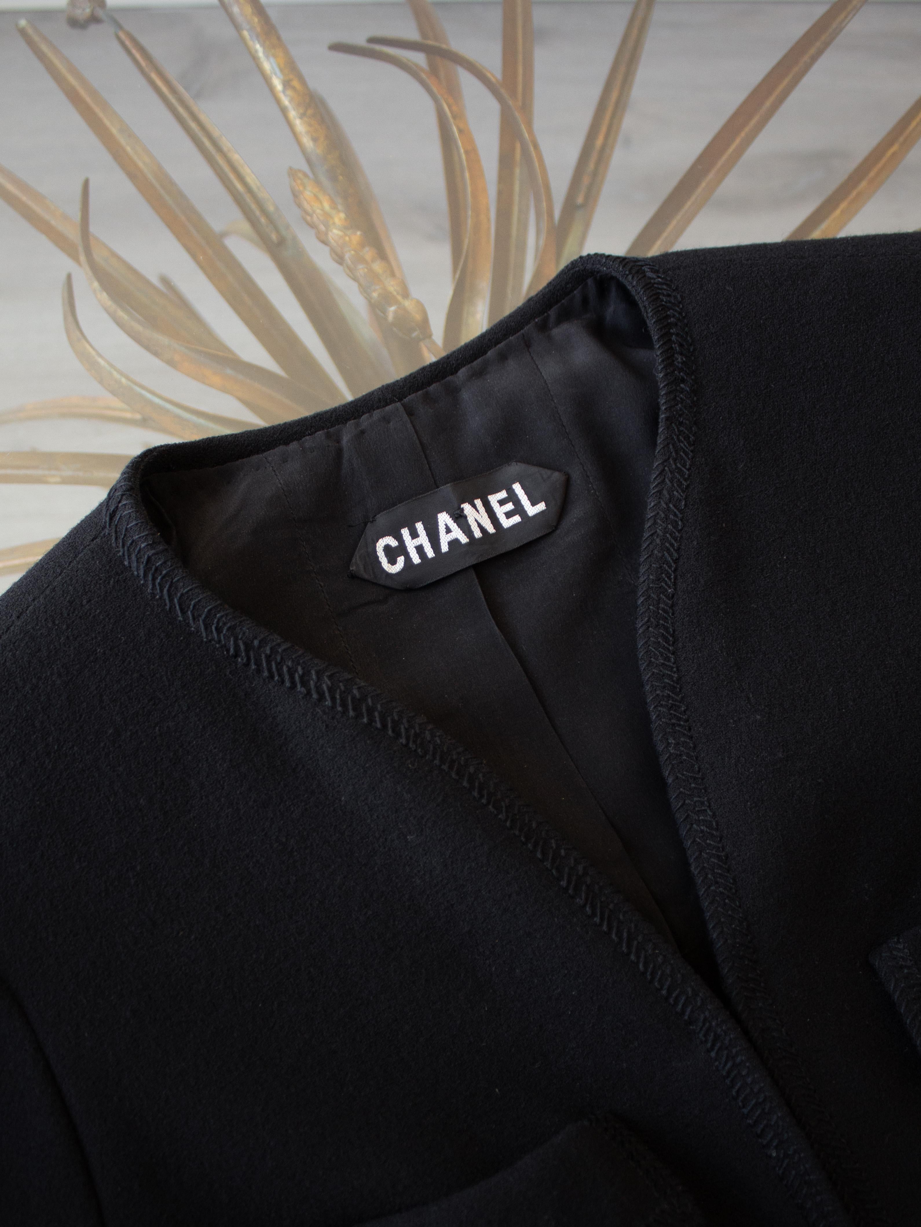 Chanel Vintage Haute Couture Spring/Summer 1996 Classic LBJ Black Blazer Jacket For Sale 12