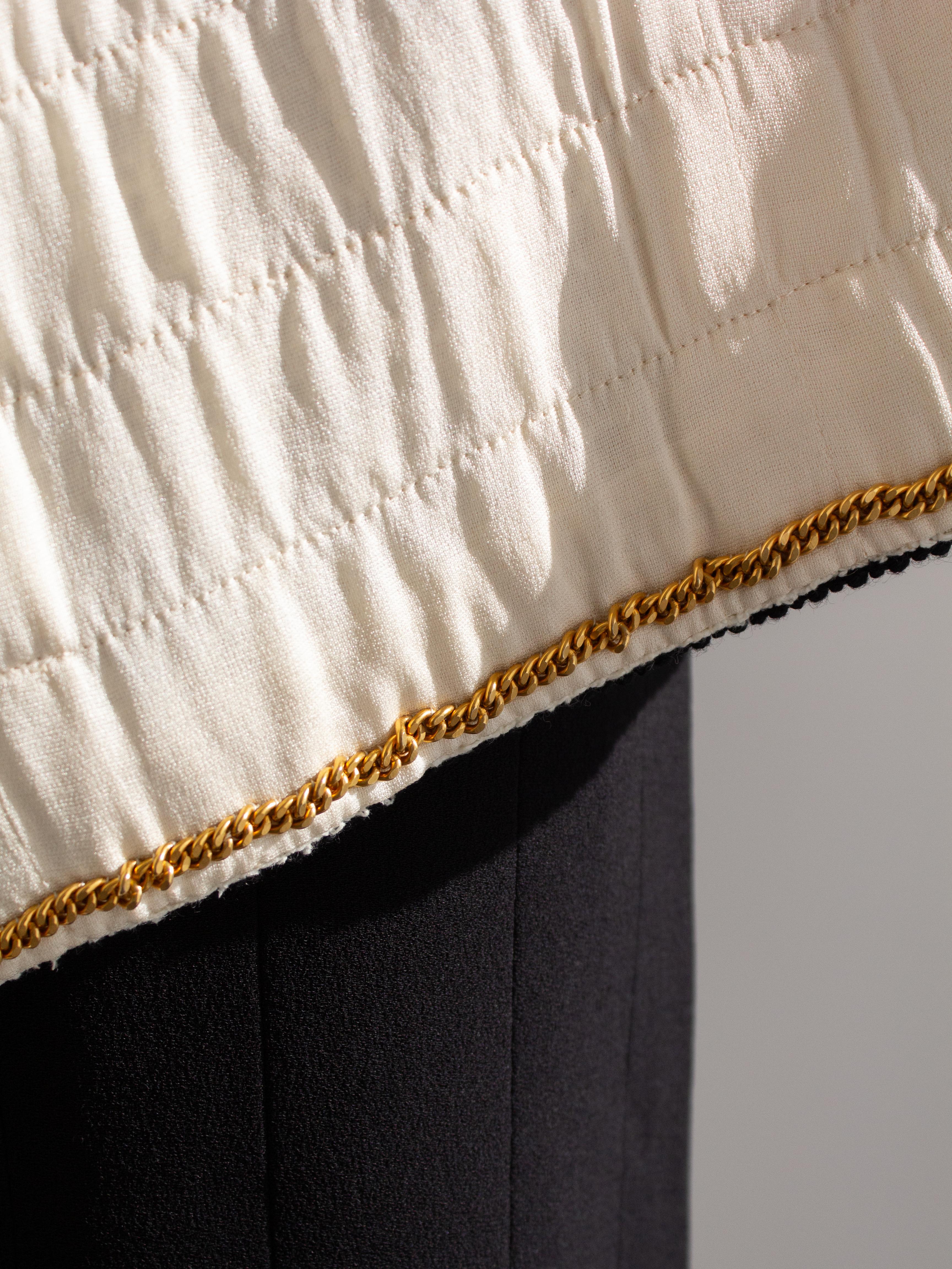 Chanel Vintage Haute Couture SS1997 Bianco Ecrù Nero Lampone Giacca Tweed Abito in vendita 7