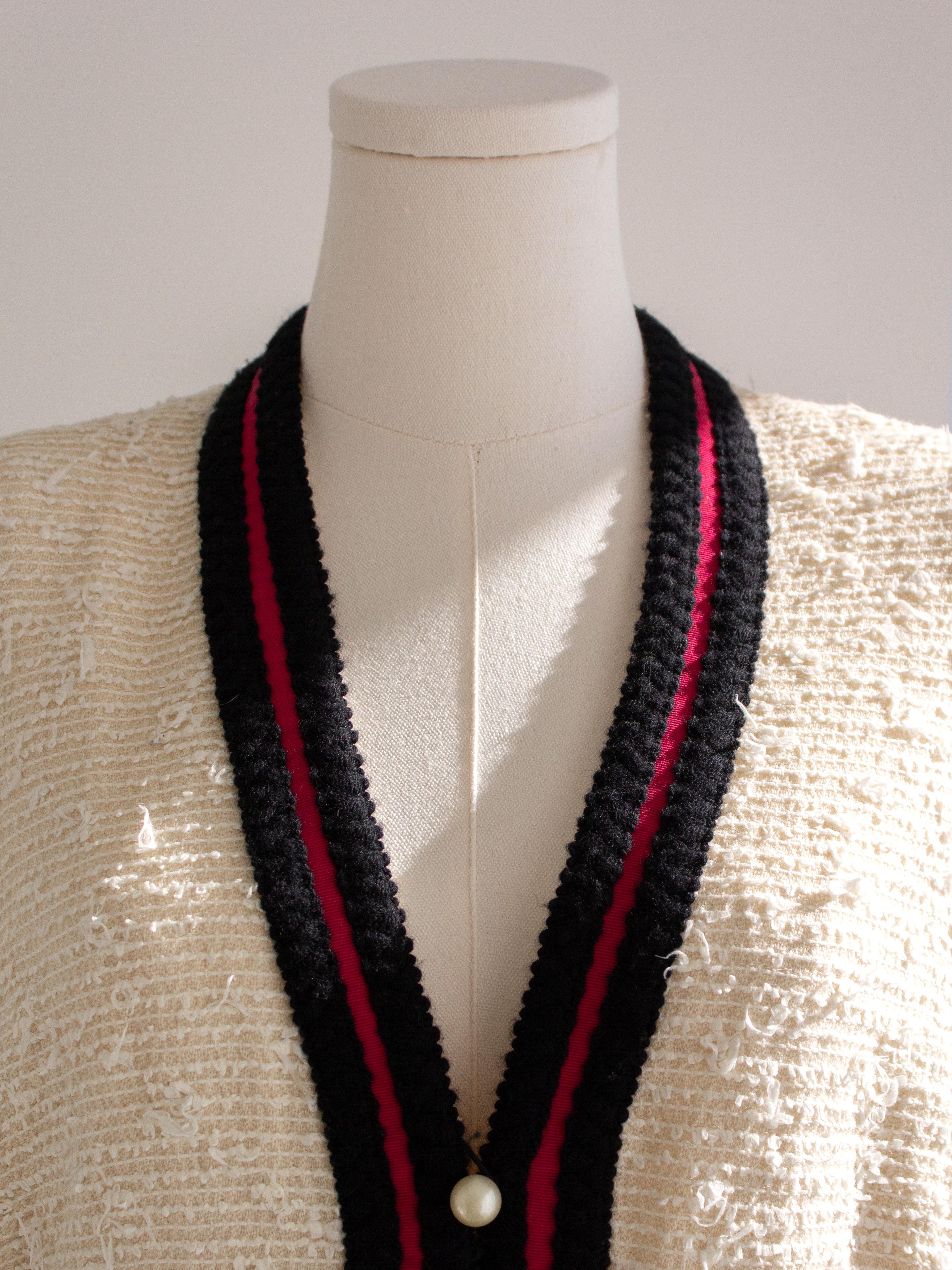 Donna Chanel Vintage Haute Couture SS1997 Bianco Ecrù Nero Lampone Giacca Tweed Abito in vendita