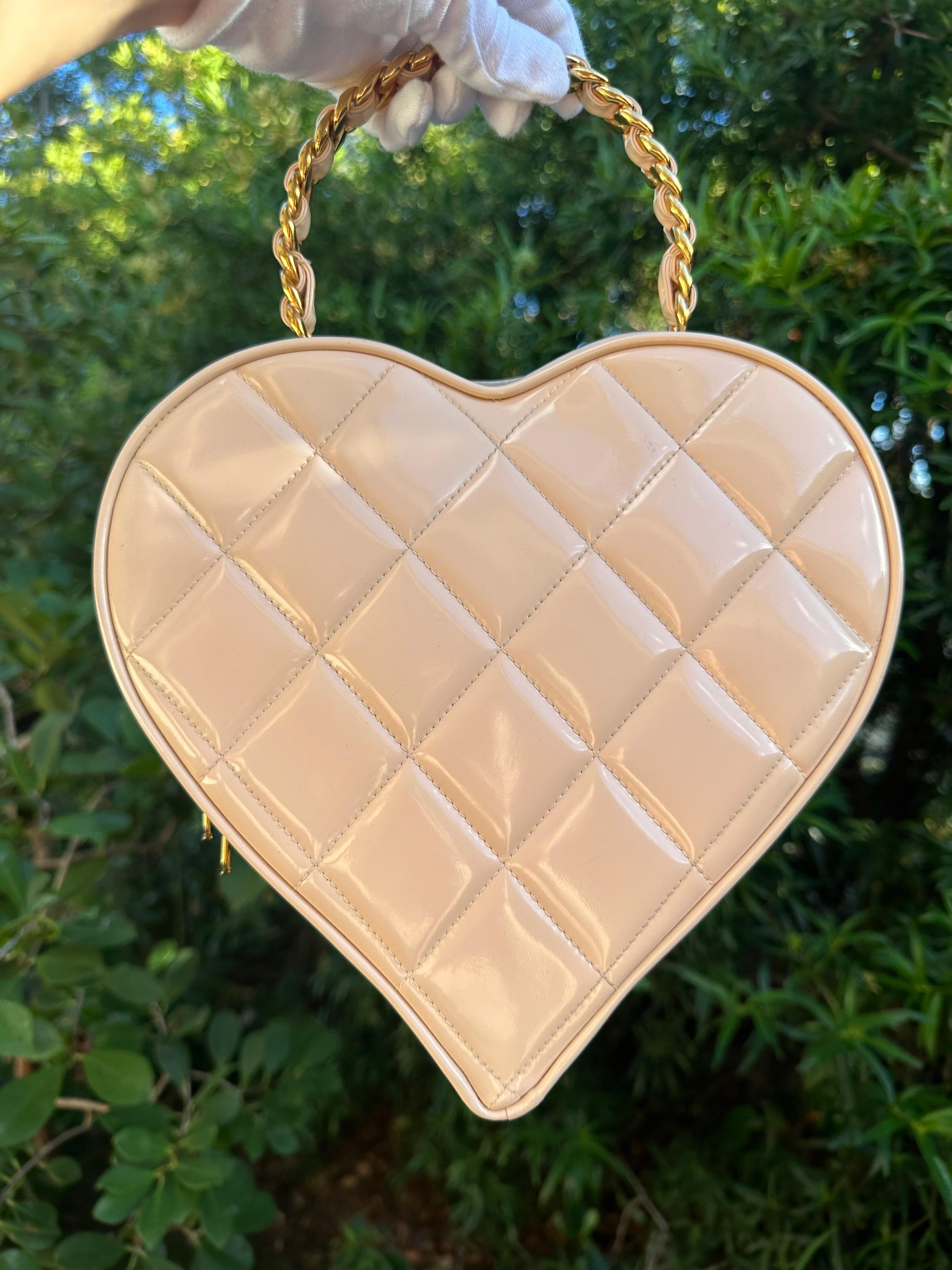 Chanel Vintage Heart Vanity Top Handle Bag 8